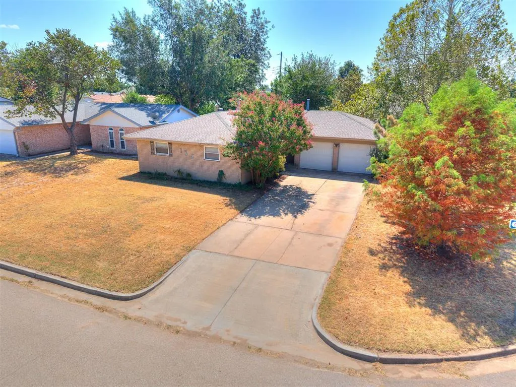Photo 47 — 136 SW 5th Street, Moore, OK 73160
