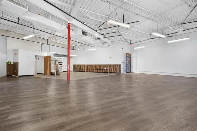 Photo 6 — 6009 NW Expressway Street, Oklahoma City, OK 73132