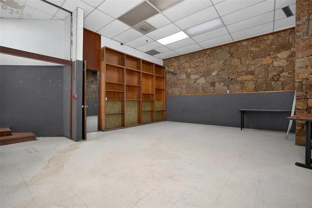 Photo 17 — 6009 NW Expressway Street, Oklahoma City, OK 73132