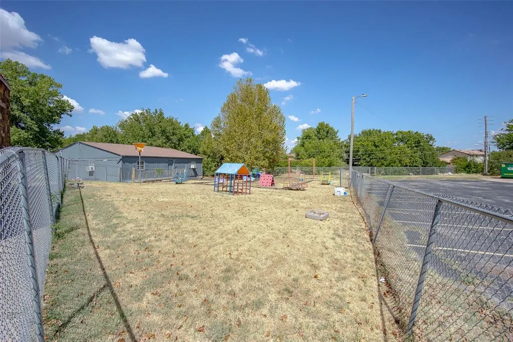 Photo 32 — 6009 NW Expressway Street, Oklahoma City, OK 73132