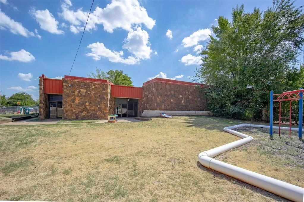 Photo 38 — 6009 NW Expressway Street, Oklahoma City, OK 73132