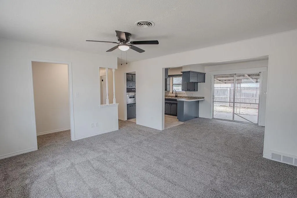 Photo 4 — 500 SW 62nd Terrace, Oklahoma City, OK 73139