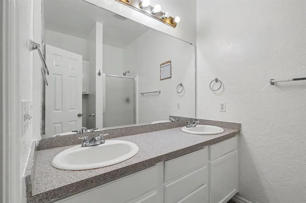 Photo 10 — 5940 SE 67th Street, Oklahoma City, OK 73135