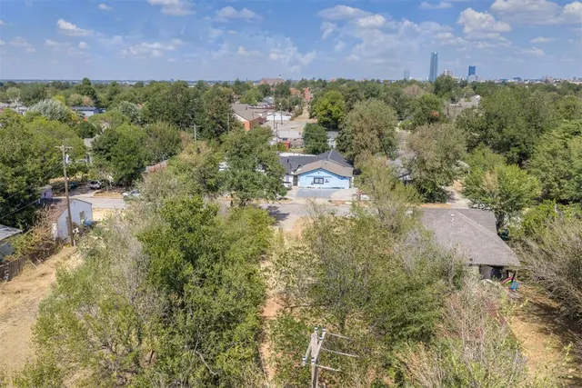 Photo 5 — 628 SW 35th Street, Oklahoma City, OK 73109