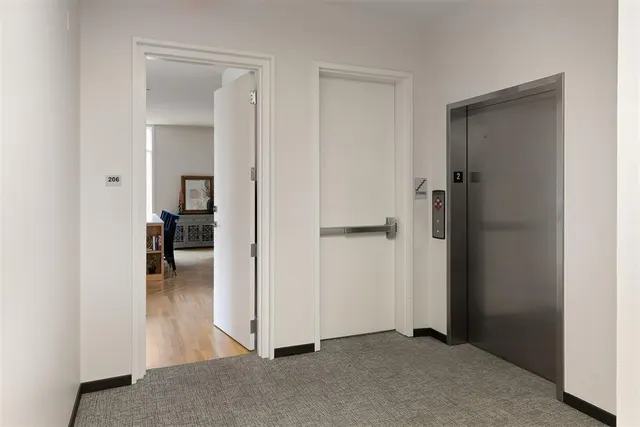 Photo 5 — 701 N Hudson Avenue 206, Oklahoma City, OK 73102