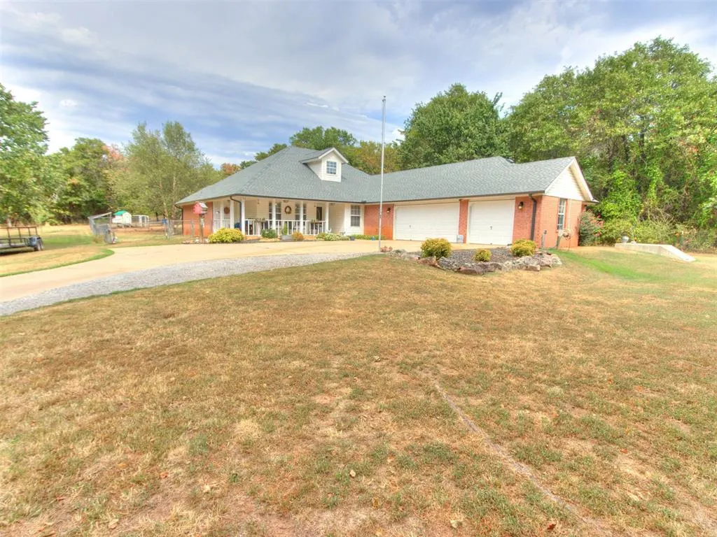 Photo 4 — 18901 Courtney Lane, Newalla, OK 74857