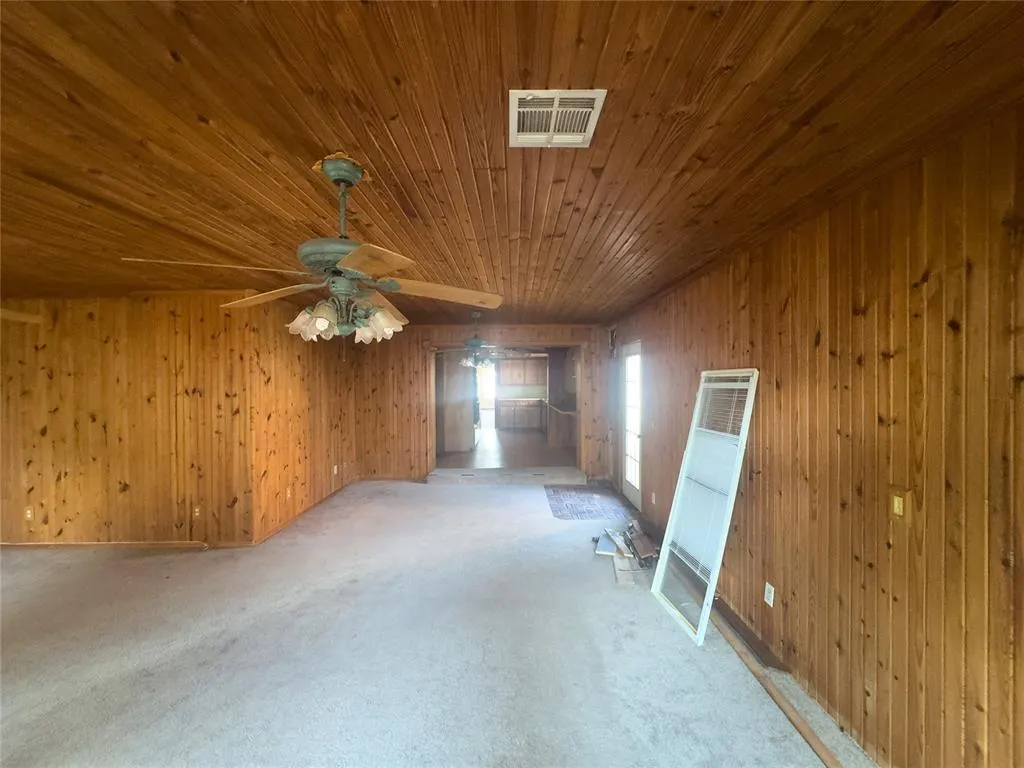Photo 18 — 413 Main Street, Maysville, OK 73057