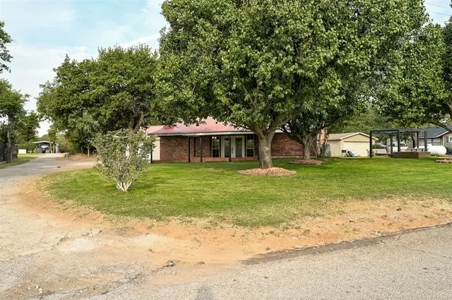 Photo 2 — 108 Wild Rose Road, Fort Cobb, OK 73038