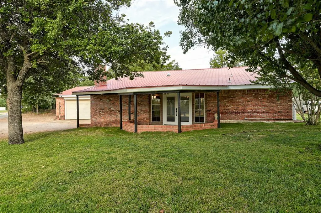 Photo 3 — 108 Wild Rose Road, Fort Cobb, OK 73038