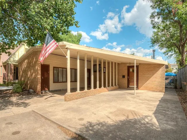 Photo 3 — 921 S Lahoma Avenue, Norman, OK 73069