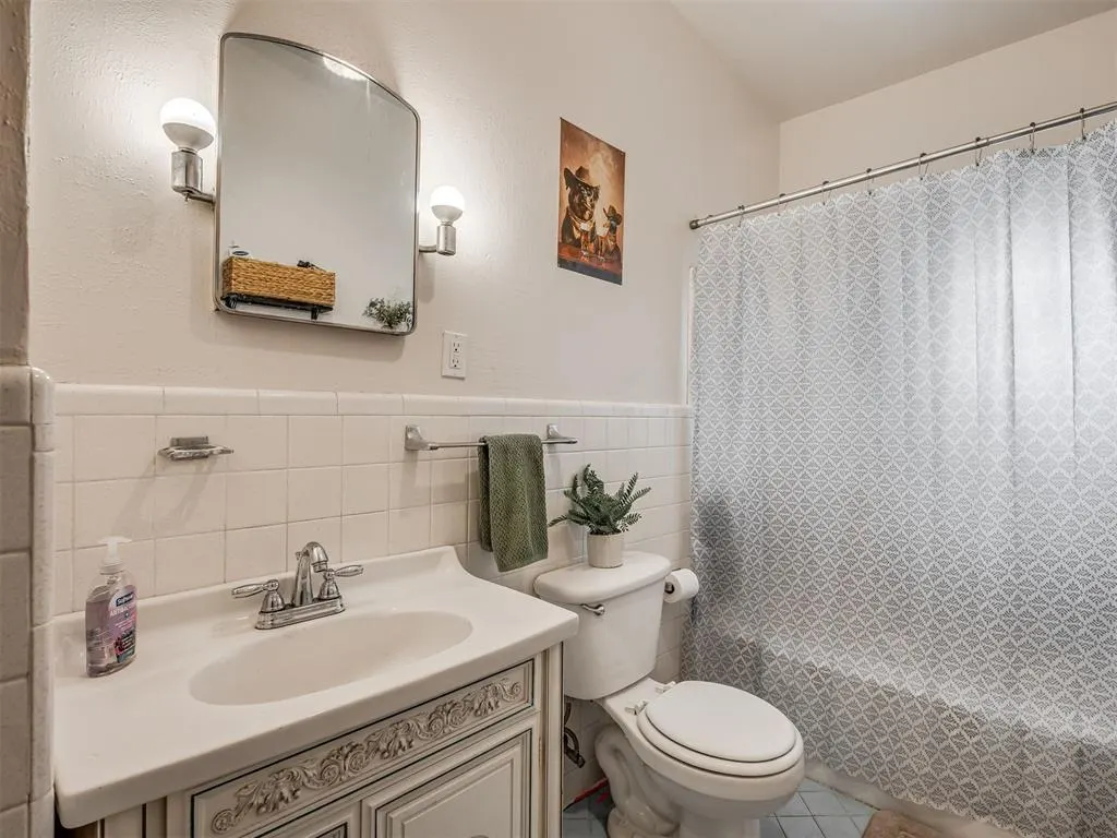 Photo 10 — 921 S Lahoma Avenue, Norman, OK 73069