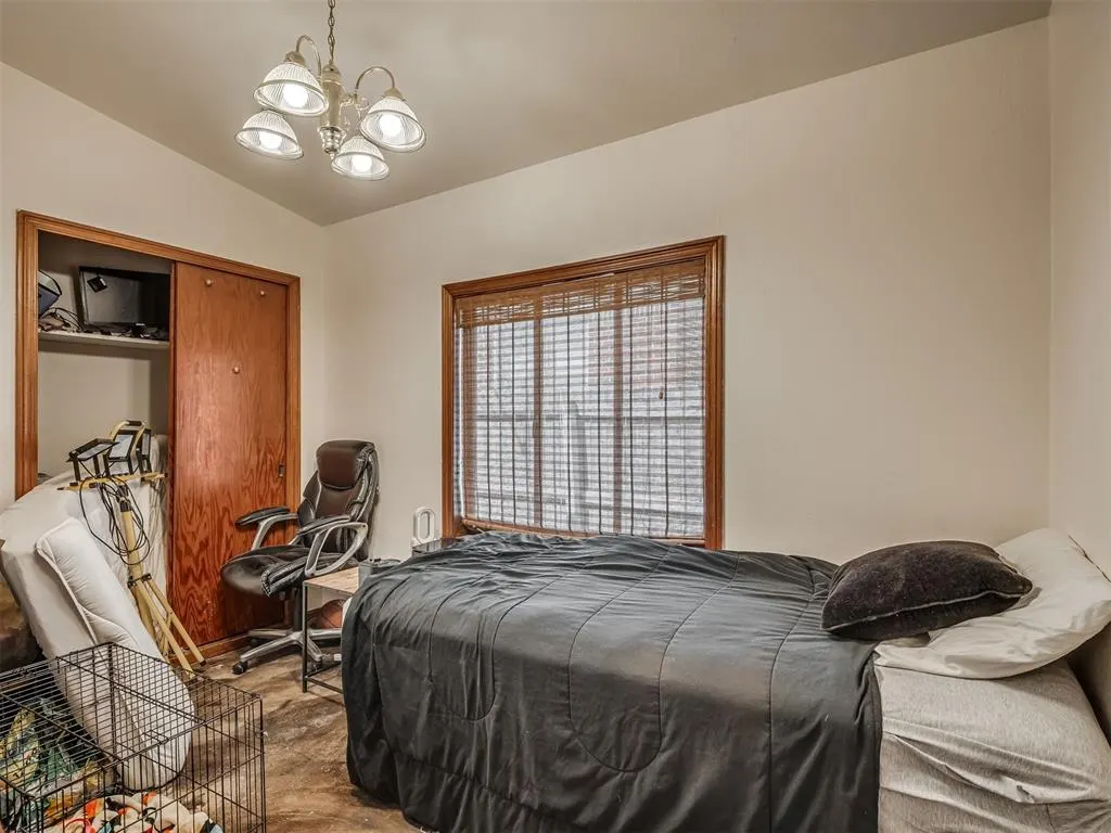 Photo 11 — 921 S Lahoma Avenue, Norman, OK 73069