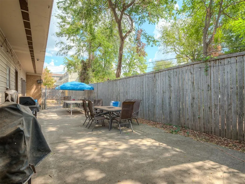 Photo 17 — 921 S Lahoma Avenue, Norman, OK 73069
