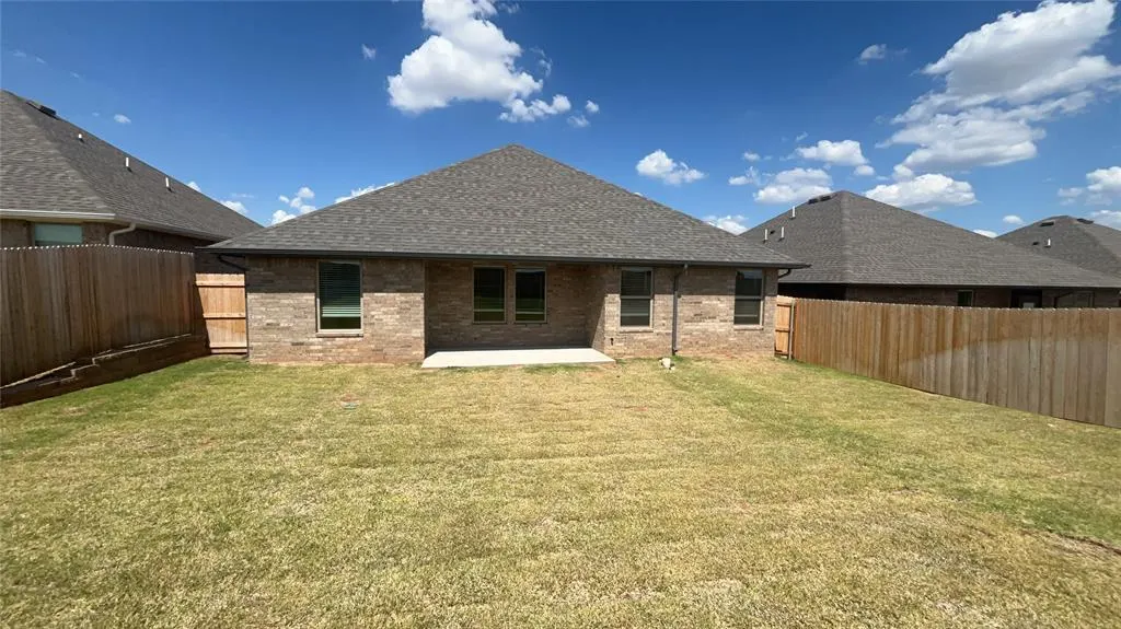 Photo 19 — 2220 NW 170th Street, Edmond, OK 73012