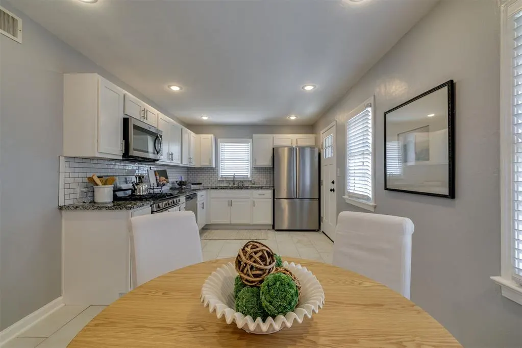 Photo 11 — 3848 NW 31st Street, Oklahoma City, OK 73112