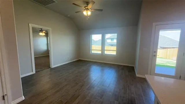 Photo 2 — 2229 NW 170th Street, Edmond, OK 73012