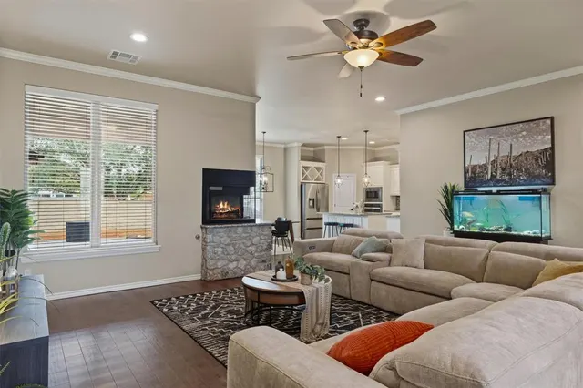 Photo 2 — 5526 Painted Pony Road, Oklahoma City, OK 73132