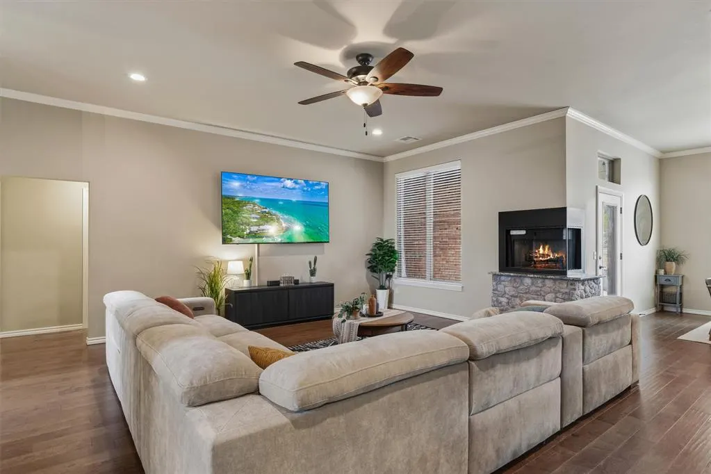 Photo 3 — 5526 Painted Pony Road, Oklahoma City, OK 73132