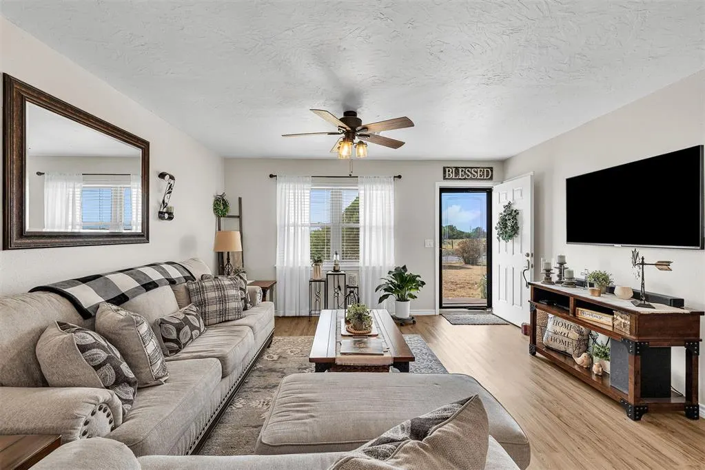 Photo 6 — 1410 County Road 1270, Amber, OK 73004