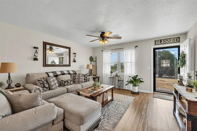 Photo 7 — 1410 County Road 1270, Amber, OK 73004