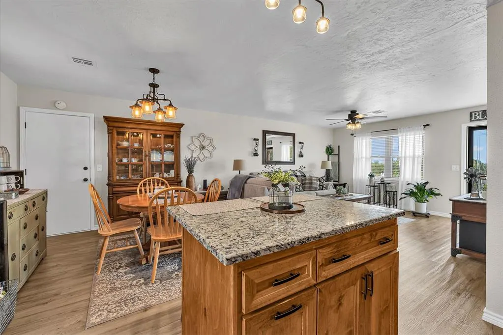 Photo 16 — 1410 County Road 1270, Amber, OK 73004