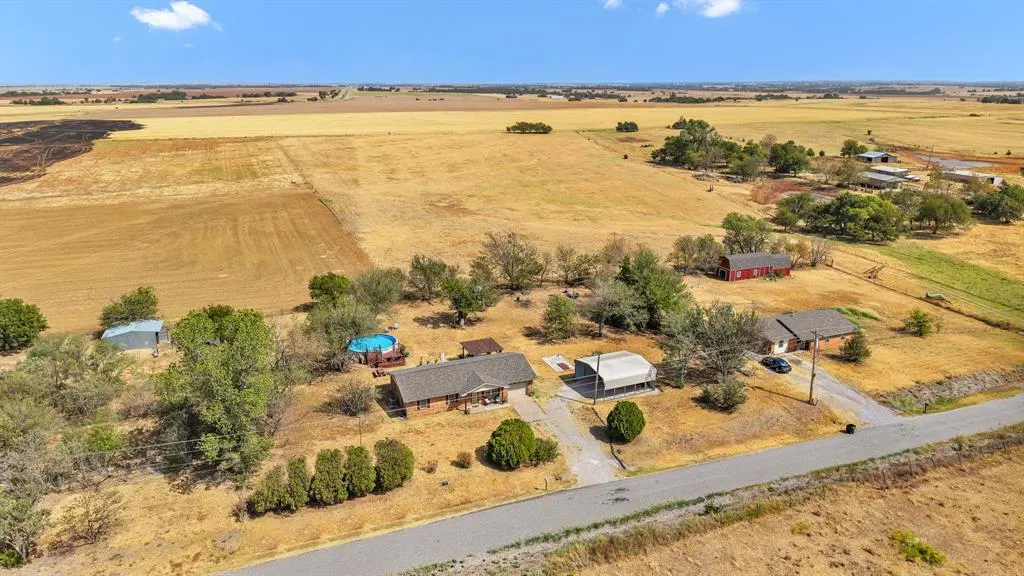 Photo 28 — 1410 County Road 1270, Amber, OK 73004