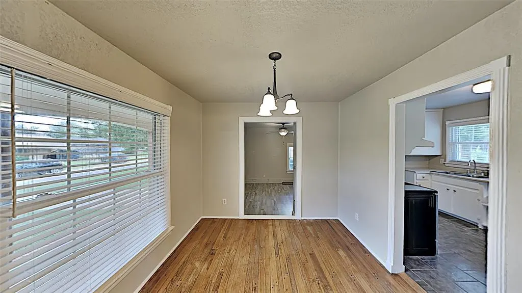 Photo 9 — 2817 Clermont Place, Oklahoma City, OK 73116