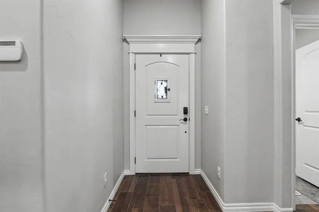 Photo 5 — 1005 NE 33rd Terrace, Oklahoma City, OK 73160