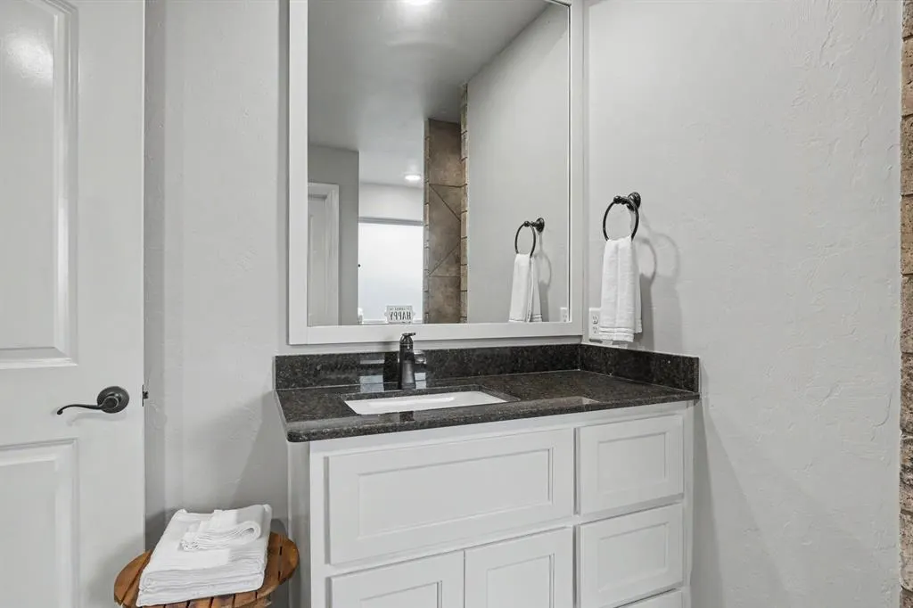 Photo 19 — 1005 NE 33rd Terrace, Oklahoma City, OK 73160