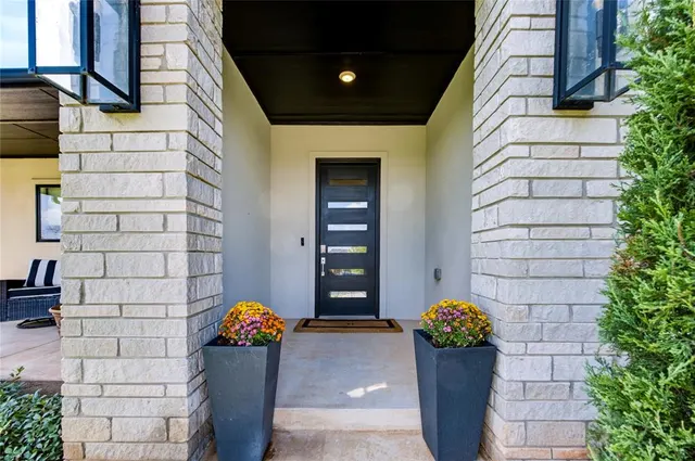 Photo 3 — 21485 S Sawtooth Circle, Edmond, OK 73012
