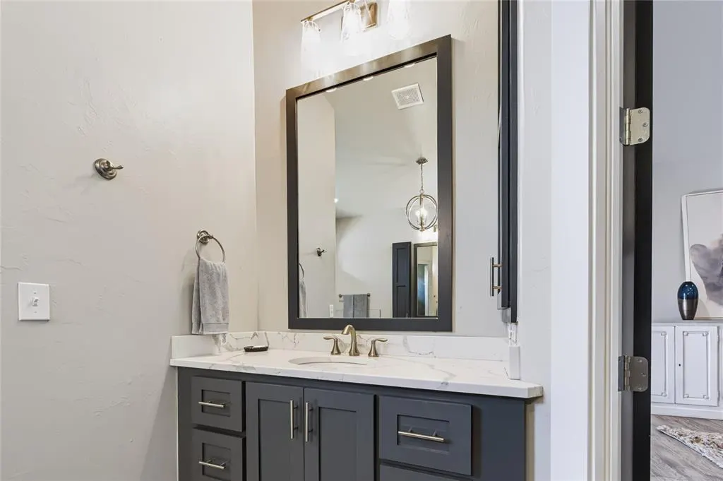 Photo 21 — 21485 S Sawtooth Circle, Edmond, OK 73012