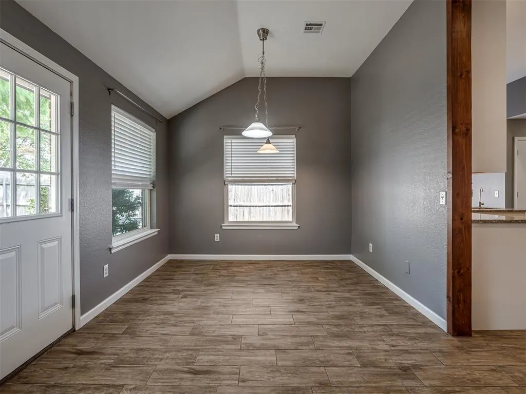 Photo 9 — 1604 Oriole Drive, Norman, OK 73071
