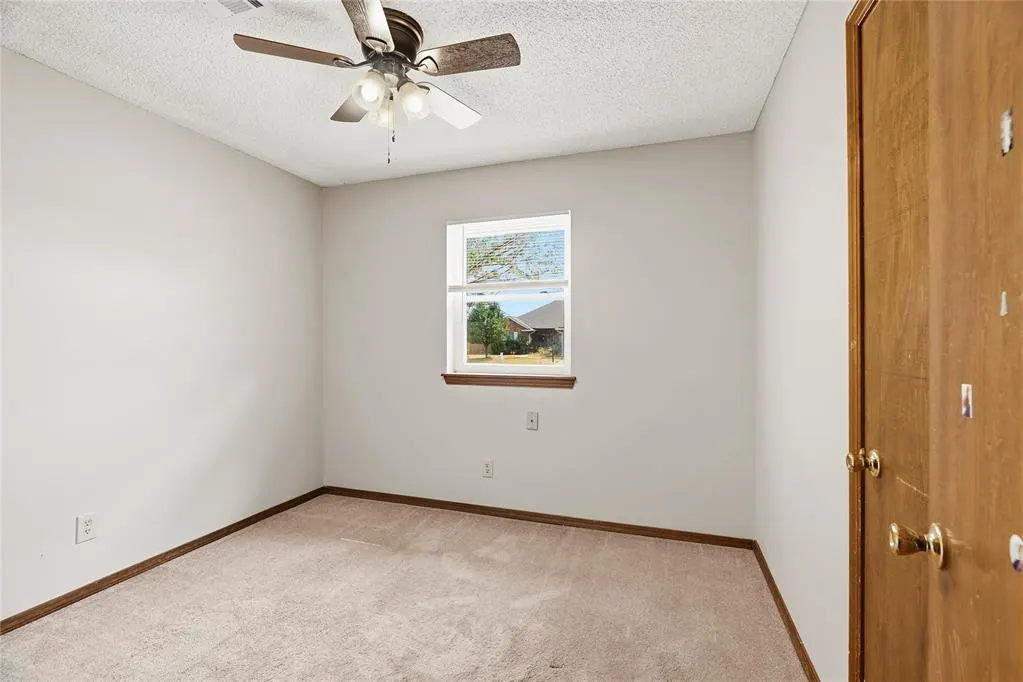 Photo 16 — 1209 1st Street, Elgin, OK 73538