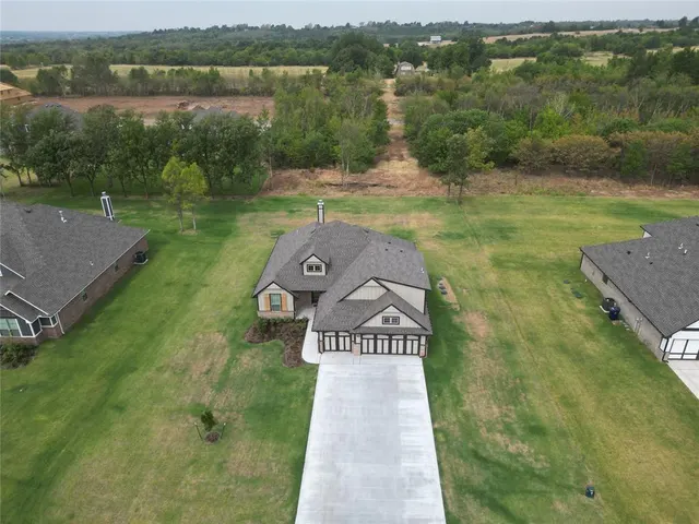 Photo 2 — 12309 Samara Drive, Oklahoma City, OK 73173