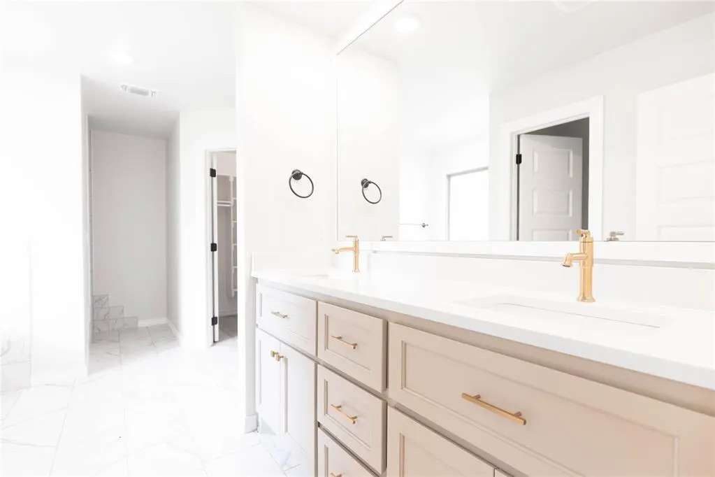 Photo 11 — 12309 Samara Drive, Oklahoma City, OK 73173