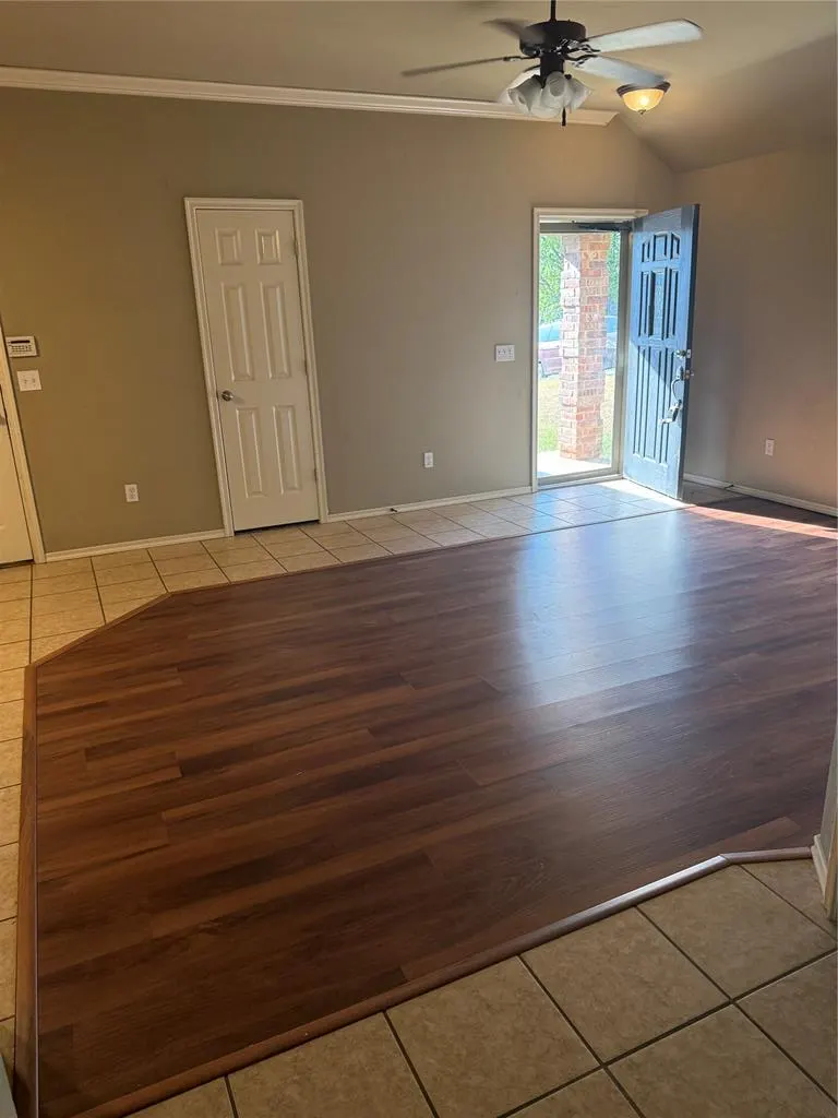 Photo 5 — 3804 Matthew Drive, Yukon, OK 73099