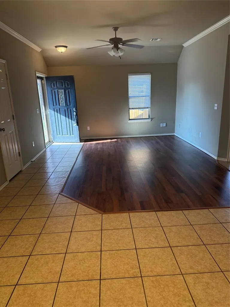 Photo 7 — 3804 Matthew Drive, Yukon, OK 73099