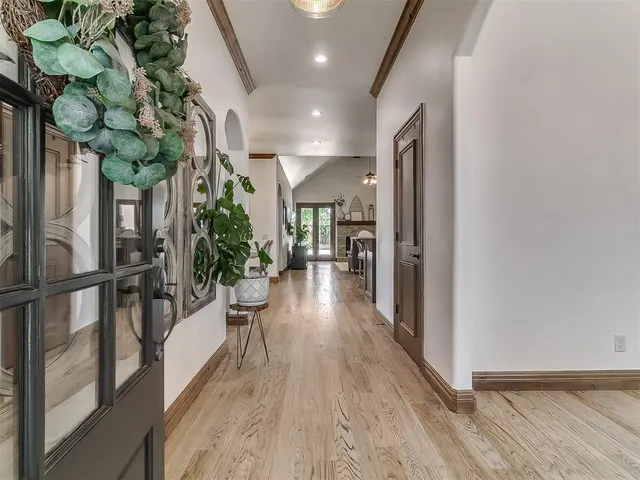 Photo 7 — 3209 Silvercliffe Court, Edmond, OK 73012