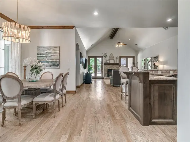 Photo 8 — 3209 Silvercliffe Court, Edmond, OK 73012