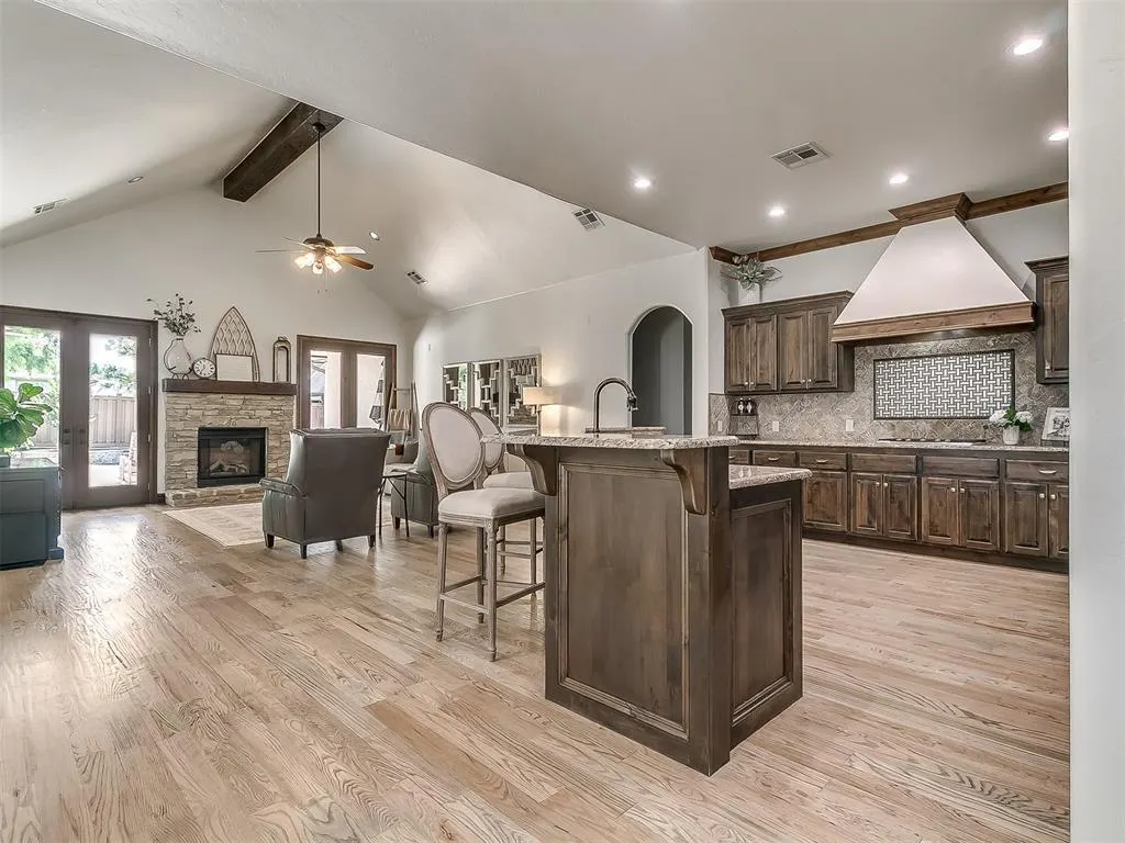Photo 12 — 3209 Silvercliffe Court, Edmond, OK 73012