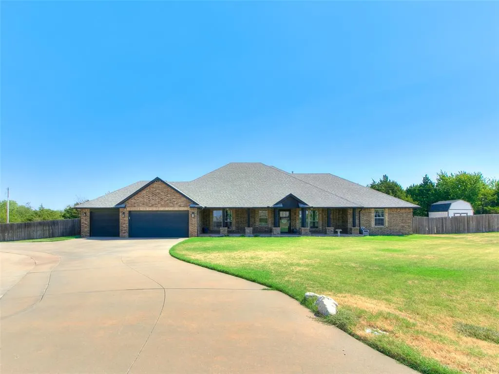 Front exterior — 4500 Hillside Lane, Edmond, OK 73025