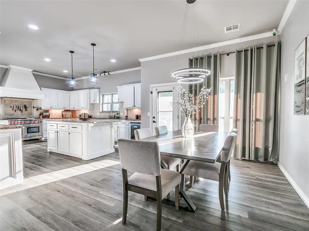 Photo 19 — 4500 Hillside Lane, Edmond, OK 73025