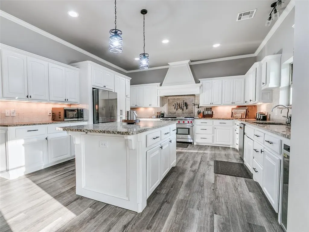 Photo 24 — 4500 Hillside Lane, Edmond, OK 73025