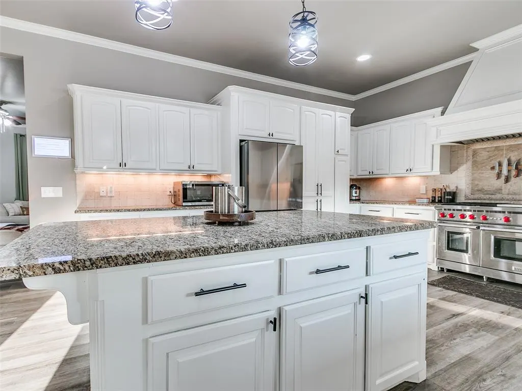 Photo 25 — 4500 Hillside Lane, Edmond, OK 73025