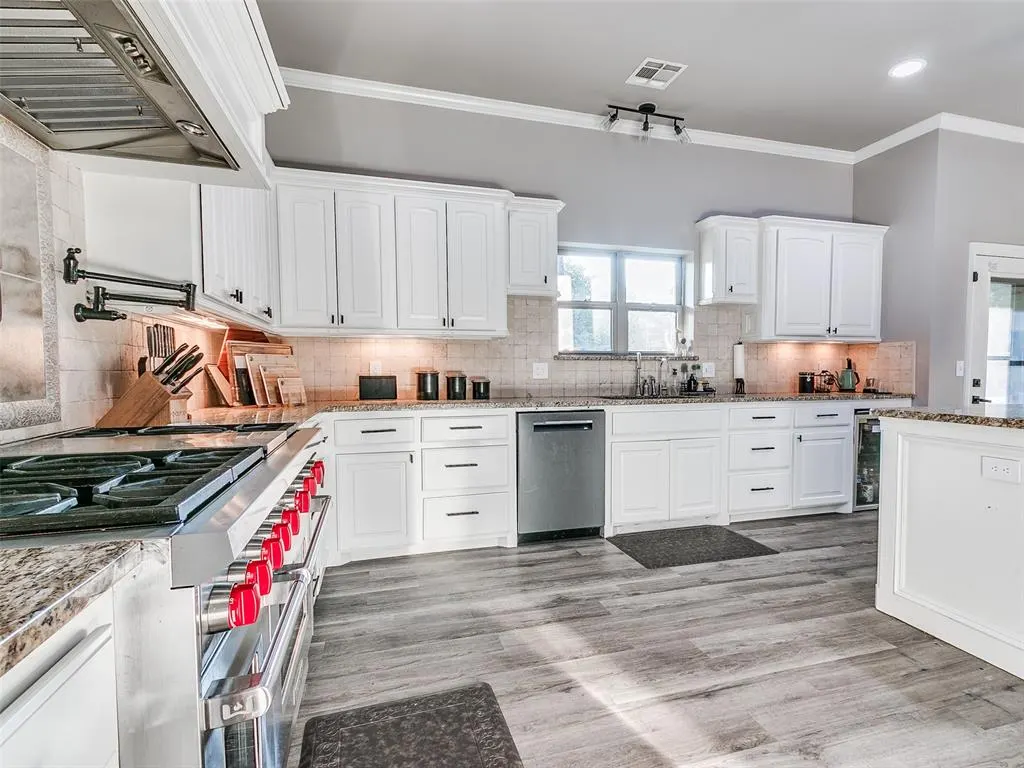 Photo 31 — 4500 Hillside Lane, Edmond, OK 73025