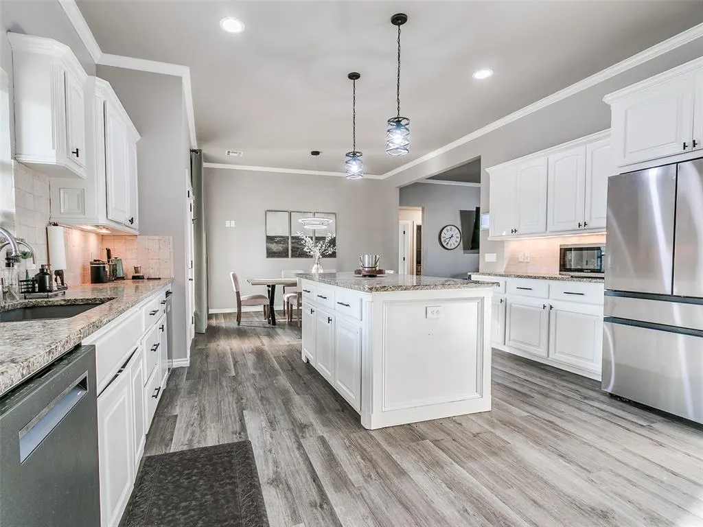 Photo 32 — 4500 Hillside Lane, Edmond, OK 73025