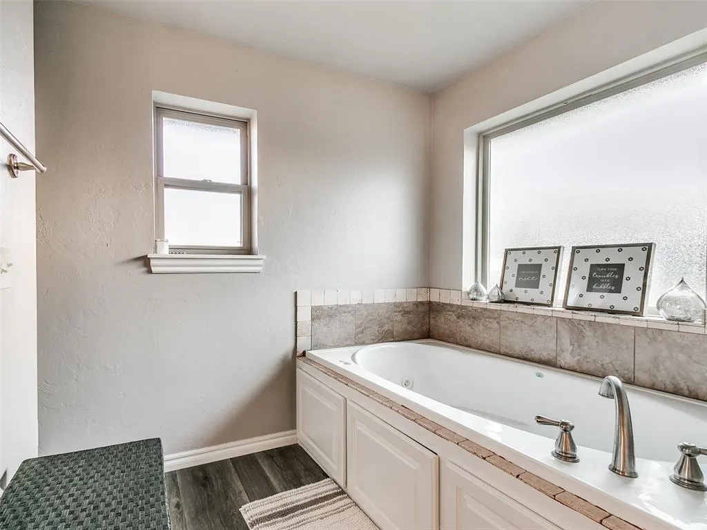 Photo 39 — 4500 Hillside Lane, Edmond, OK 73025