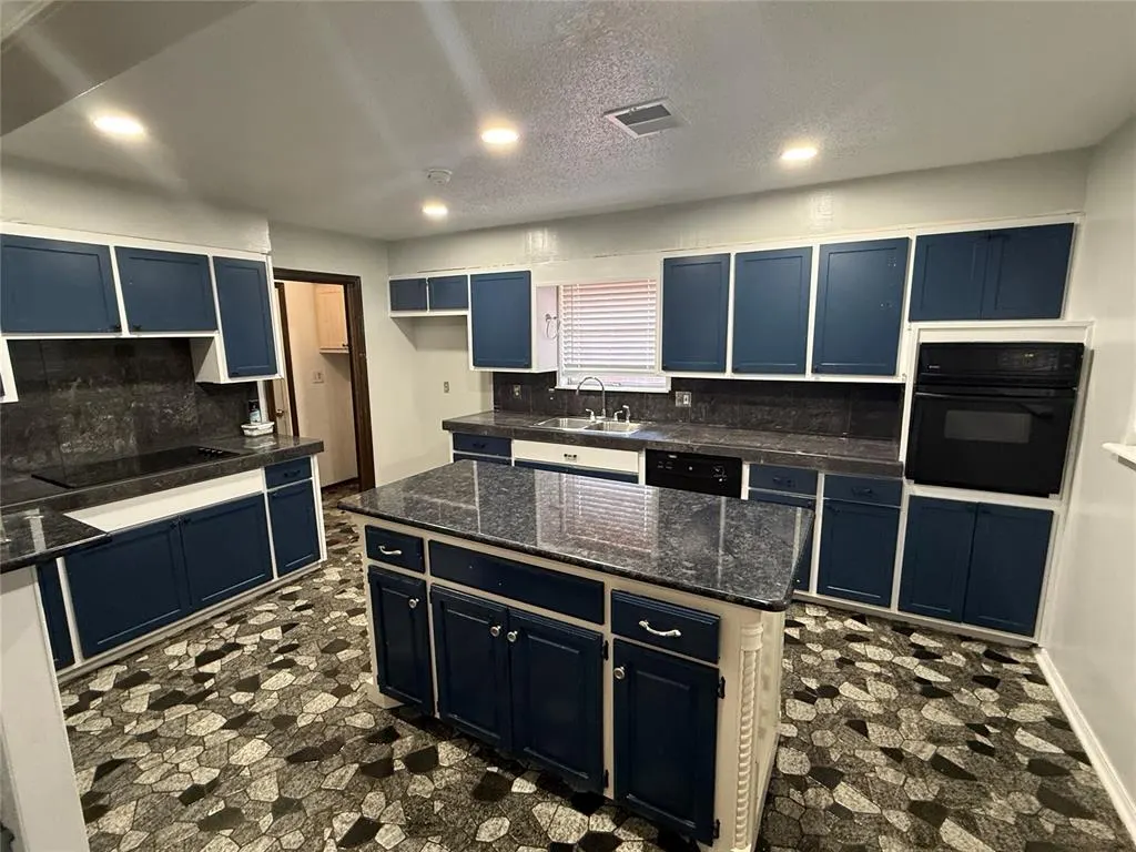 Photo 21 — 1828 N Purdue Avenue, Oklahoma City, OK 73127
