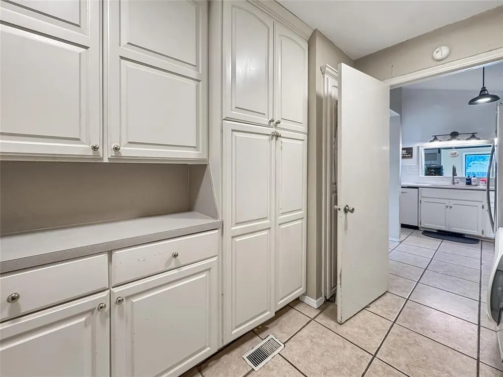 Photo 30 — 2302 Lindenwood Lane, Norman, OK 73071