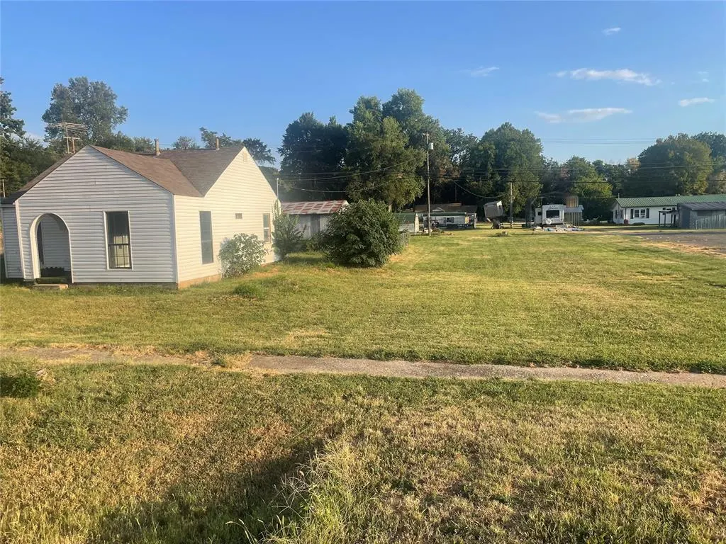 Photo 22 — 230 E Broadway Street, Lexington, OK 73051